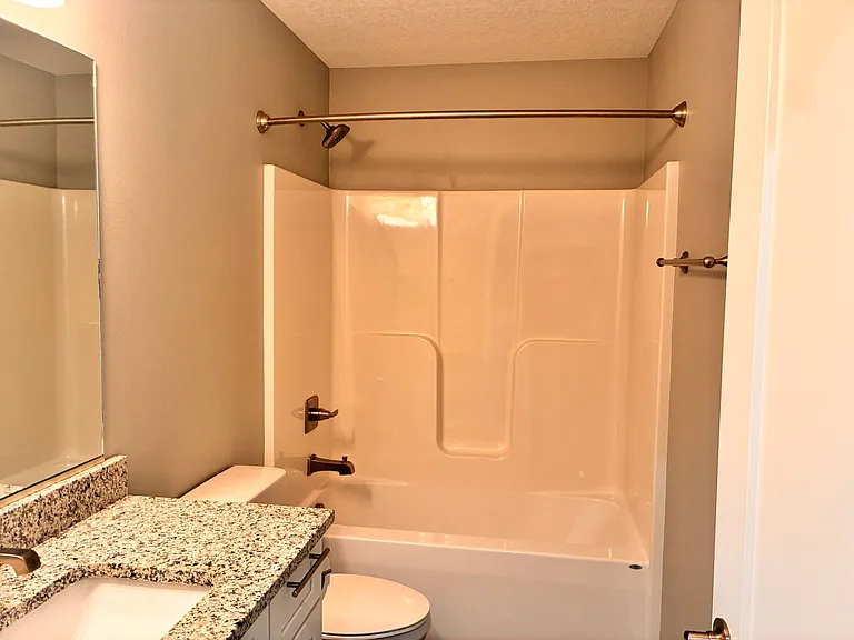 2308 SE Chayse Ln — Photo 12