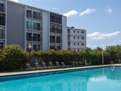 8610 N Sherman Cir APT 501, Hollywood, FL, 33025