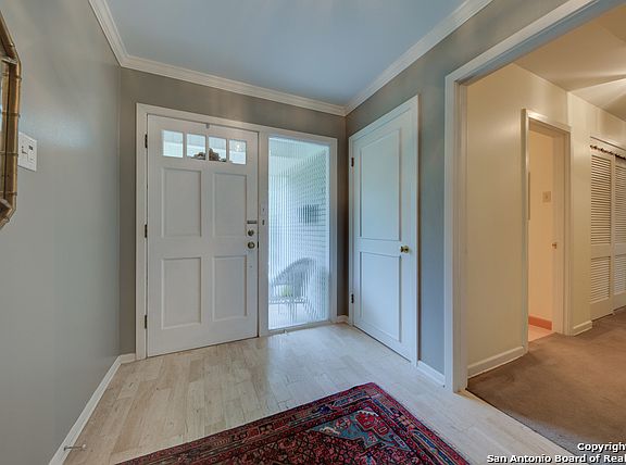 3rd image of 630 Wyndale St