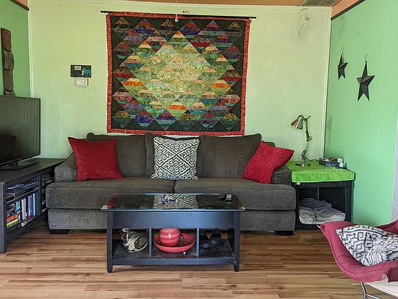 3rd image of 2717 Howard Ave