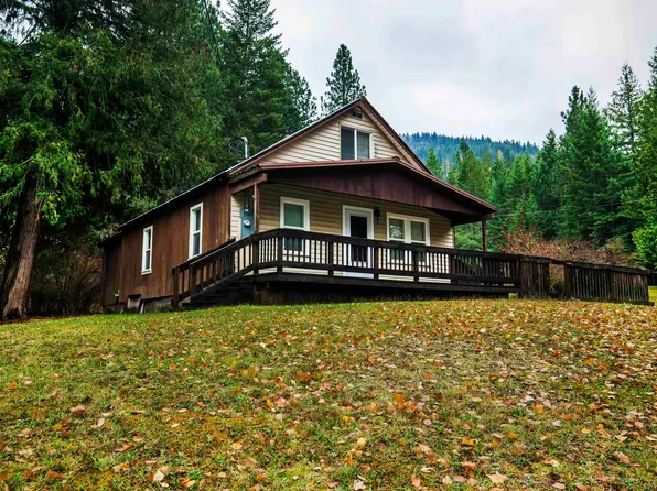 1330 Bottle Bay Rd, Sagle, ID 83860