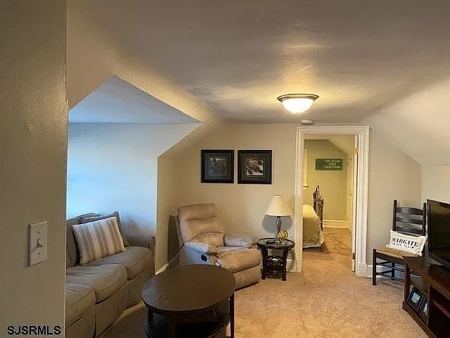 101 N Essex Ave — Photo 15