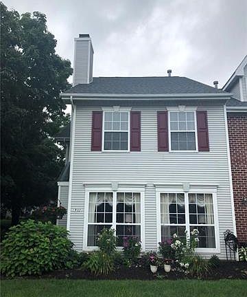 2nd image of 1932 Pine Ct