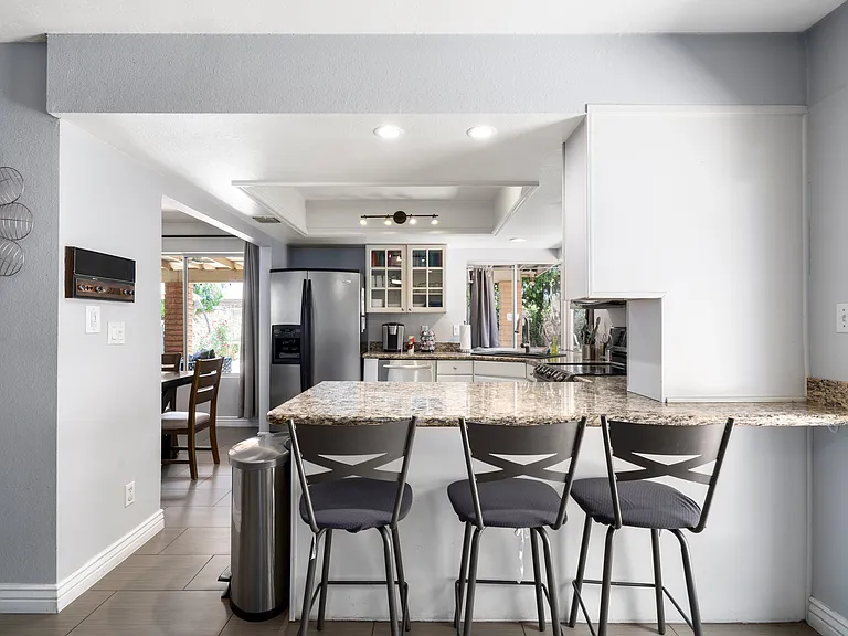 7618 N Via De La Campana — Photo 25