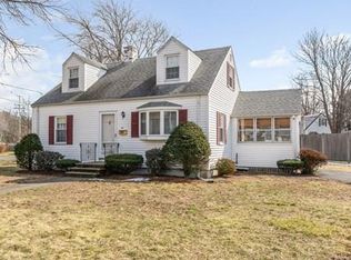 293 Lowell St, Wakefield, MA 01880