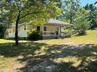 709 Friendship Rd, Seneca, SC 29678