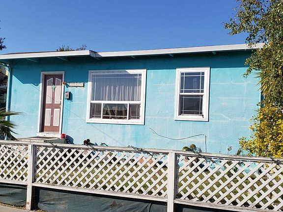 3rd image of 10921 Axtell St