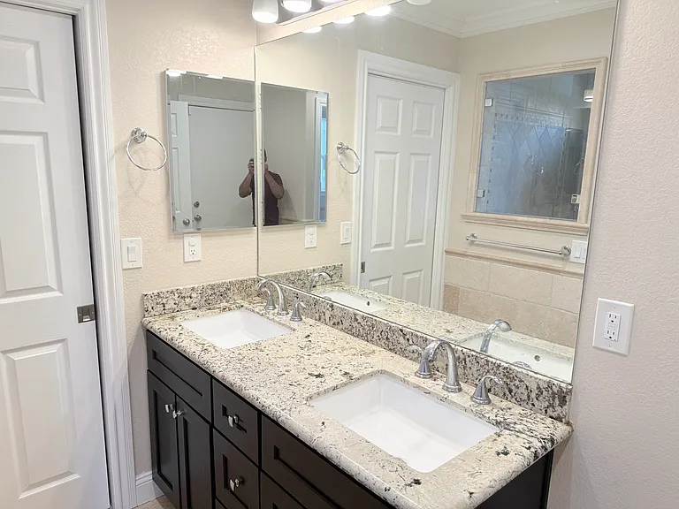 1532 Santa Monica Ave — Photo 4