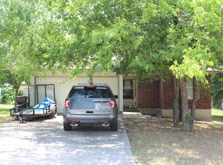 153 Oak River Dr, Cedar Creek, TX 78612