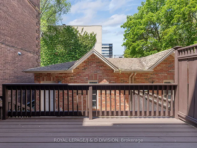 6 Huntley St — Photo 13