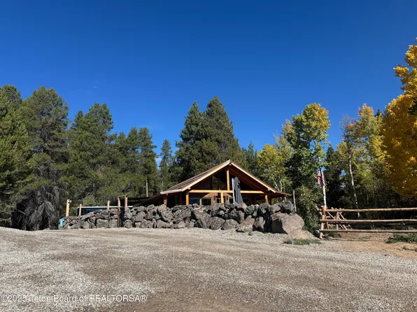 320 Alpine Meadow Loop, Alpine, WY 83128