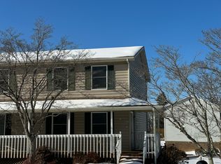 505 Kamran Dr NW, Christiansburg, VA 24073