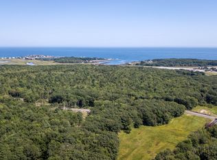 11 Binnacle Ln, Kennebunkport, ME 04046