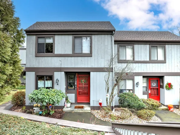7 Harbour Vlg #A, Branford, CT 06405