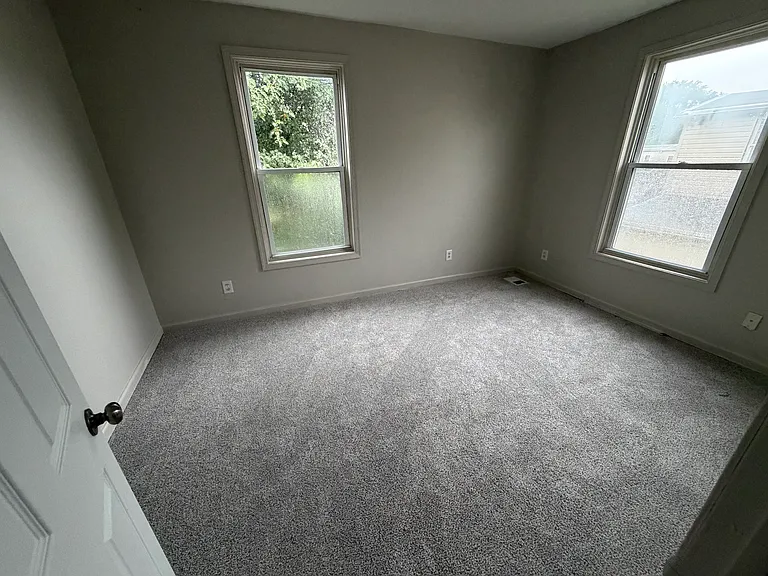 4121 Pennsylvania St — Photo 11