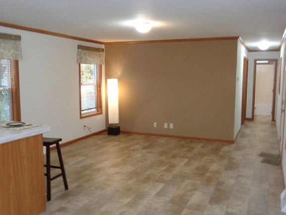 3rd image of 12565 Gavotte Ct