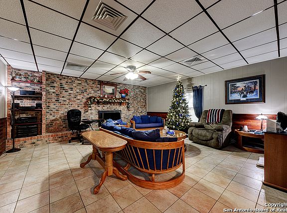 3rd image of 12160 Lost Meadows Dr