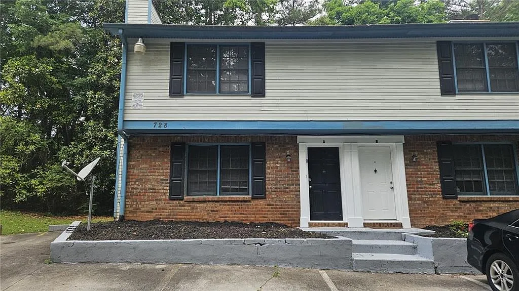 2 bed, 4.0 bath, 1200 sqft, $1,550 — Photo 1