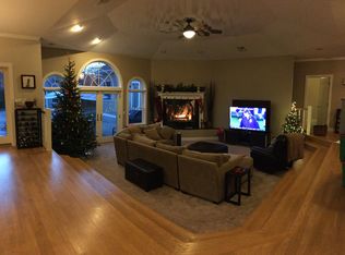 51 Fletcher Rd, North Kingstown, RI 02852