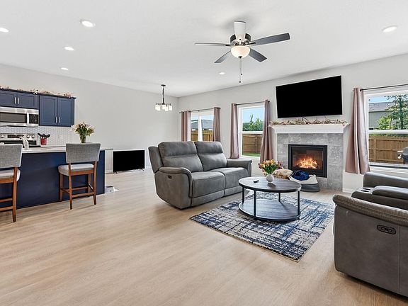 3rd image of 4225 Shadowood Lakes Trl