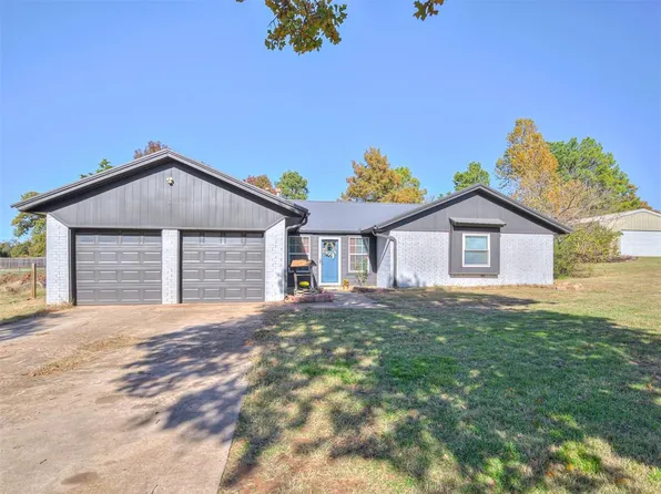 1741 Cottonwood Ln, Newcastle, OK 73065