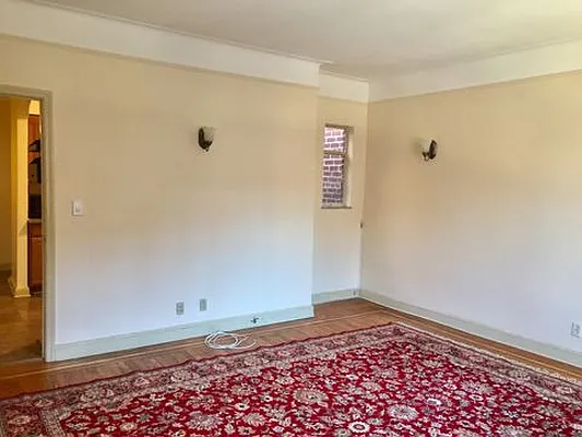 Rented by Citi Zone Realty | media 22