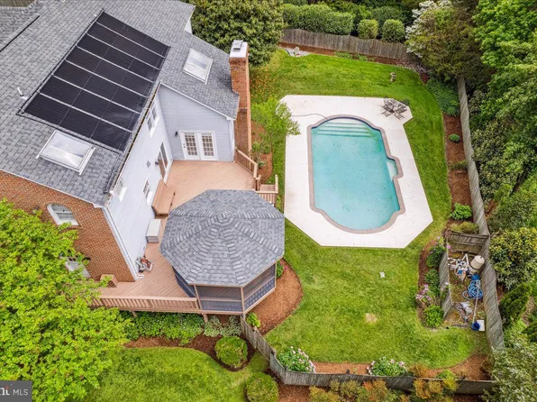 3020 Fox Mill Rd, Oakton, VA 22124