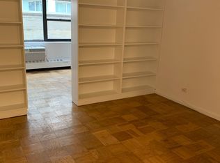 330 E 46th St APT 3S, New York, NY 10017