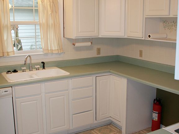 4th image of 4070 Taliluna Ave