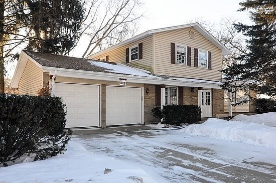 1st image of 1231 E Thurston Dr