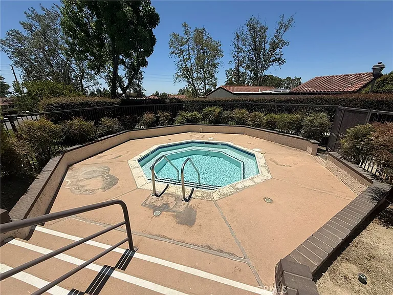 860 Calle Del Sol — Photo 72