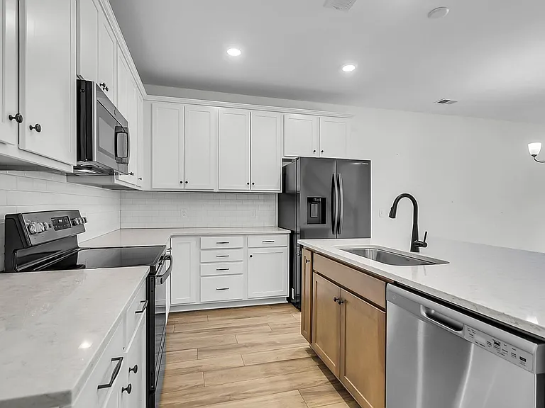 443 Duskywing Dr — Photo 14