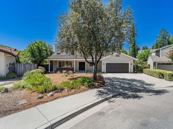 1726 Fine Dr, Gilroy, CA 95020