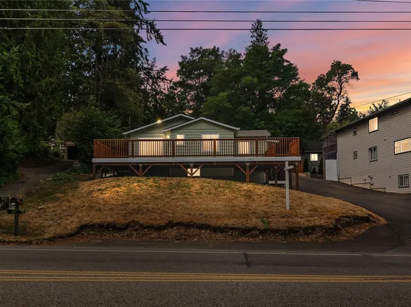 13615 Des Moines Memorial Drive S, Burien, WA 98168