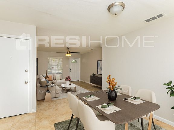 4th image of 3536 Silverhill Dr