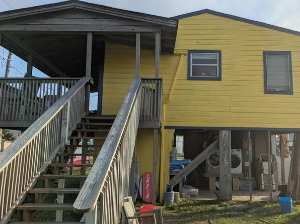 314 Oyster St, Surfside Beach, TX 77541