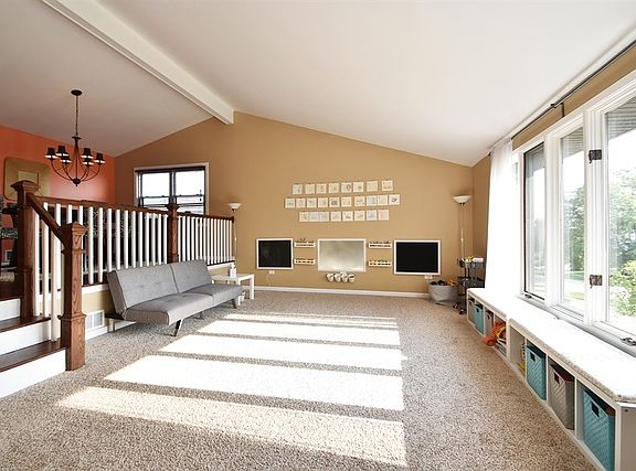 3rd image of 17418 Derwent Ln