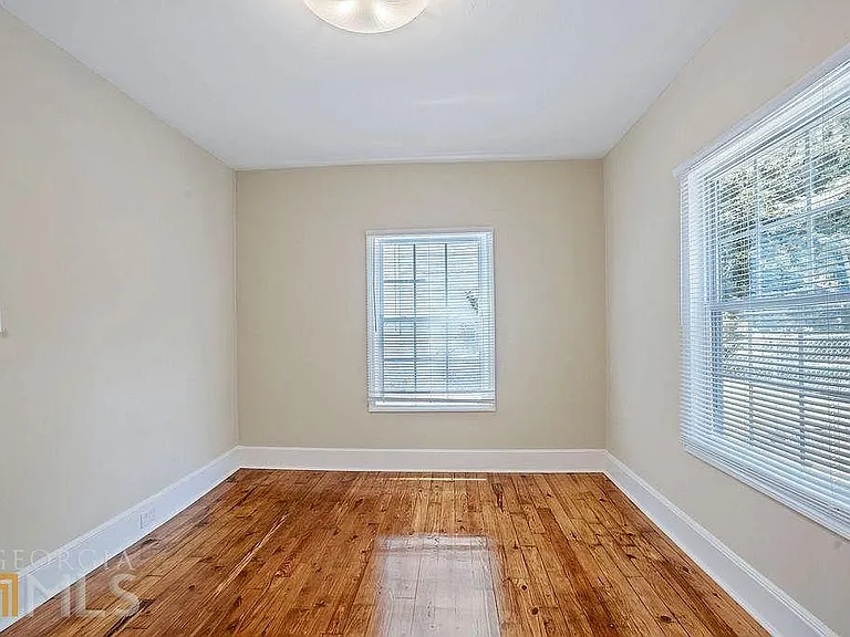803 N Elizabeth Pl NW — Photo 8