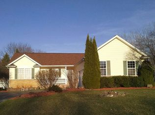 15111 Meadow Ln, Linden, MI 48451