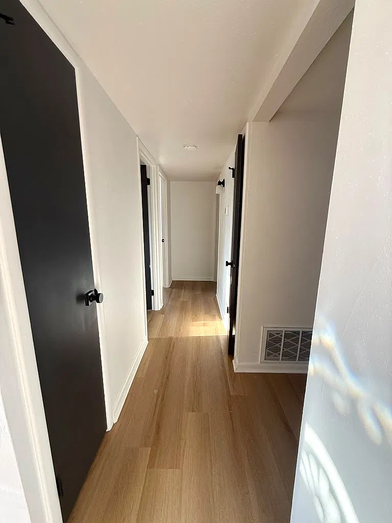 4 bed, 1176 sqft, $1,700 — Photo 2