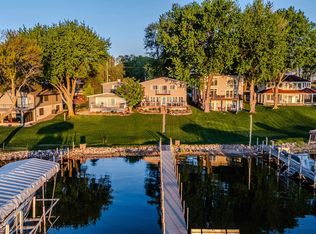2818 Breezy Heights Dr, Milford, IA 51351