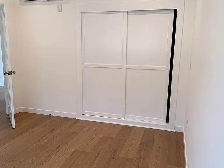 8114 Owensmouth Ave #19 — Photo 6