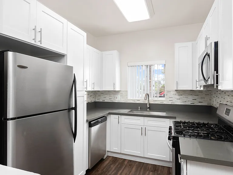 CentrePointe Apartments — Photo 20