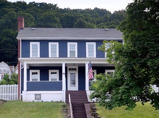 74 Broad St, Leetsdale, PA 15056
