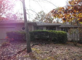 2 Binham Ln, Bella Vista, AR 72715