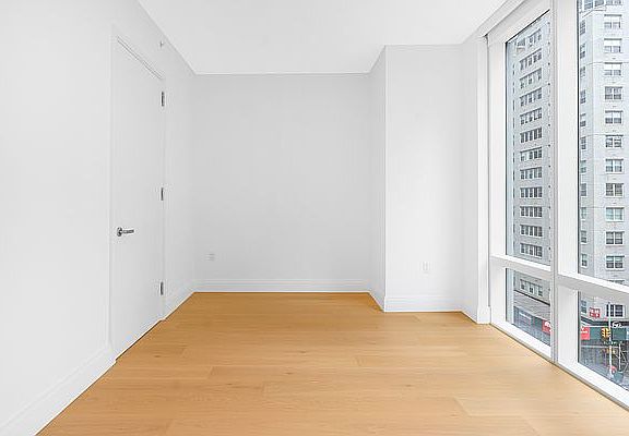 3rd image of 501 3rd Ave #8D