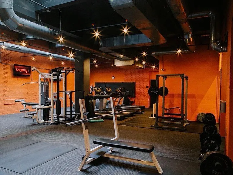 Building fitness center