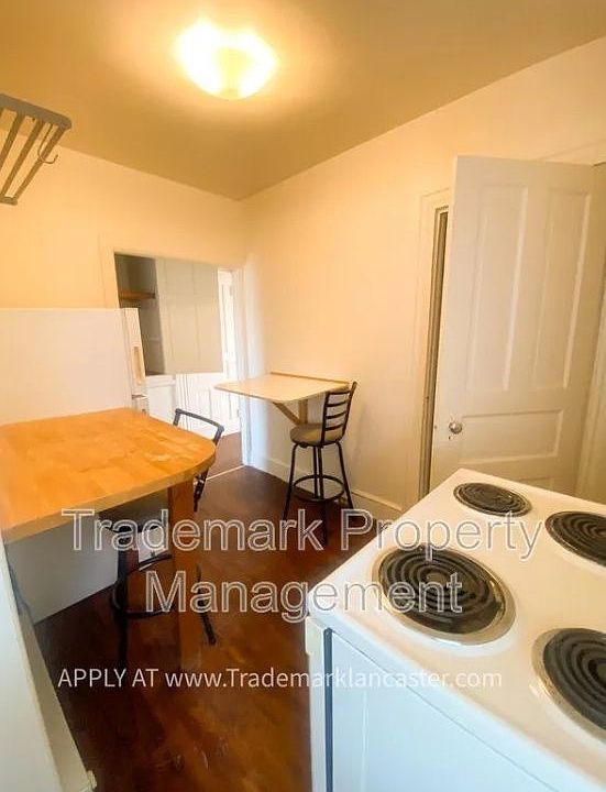 1st image of 517 W James St APT 3