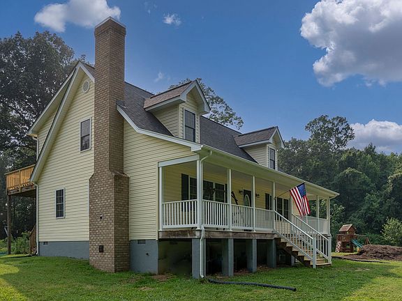 2nd image of 4450 Serenity Ln