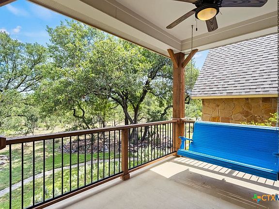 4th image of 195 Pico Ct